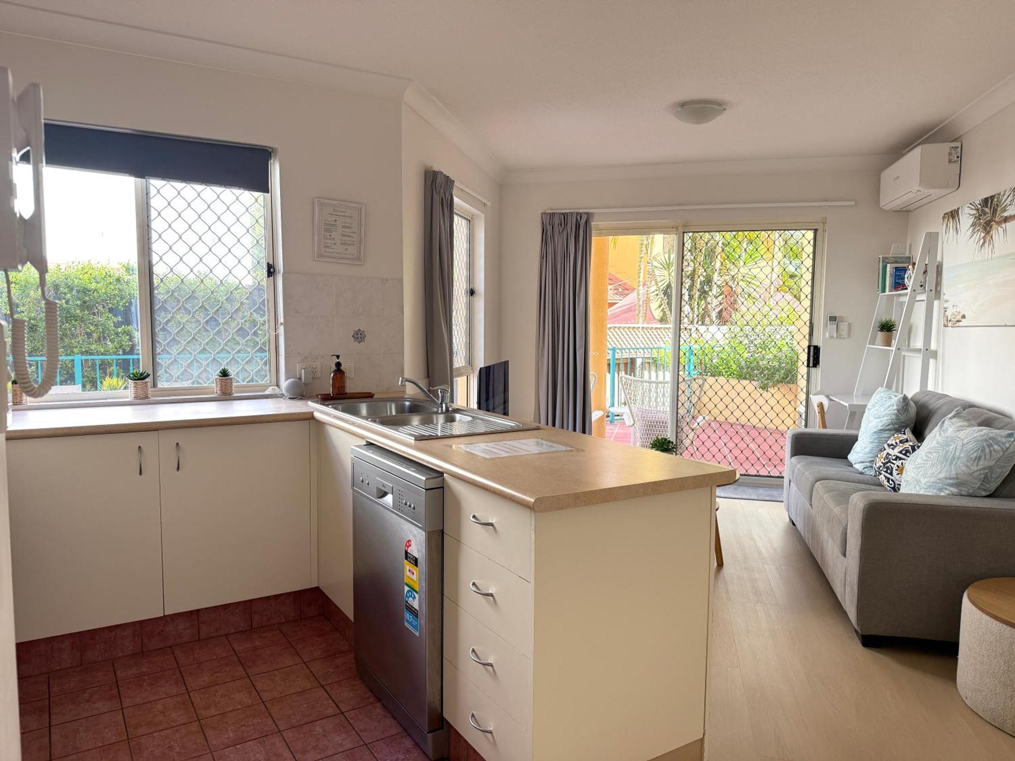 Chevron Island Apartment - Cozy And Convenient Gold Coast Esterno foto